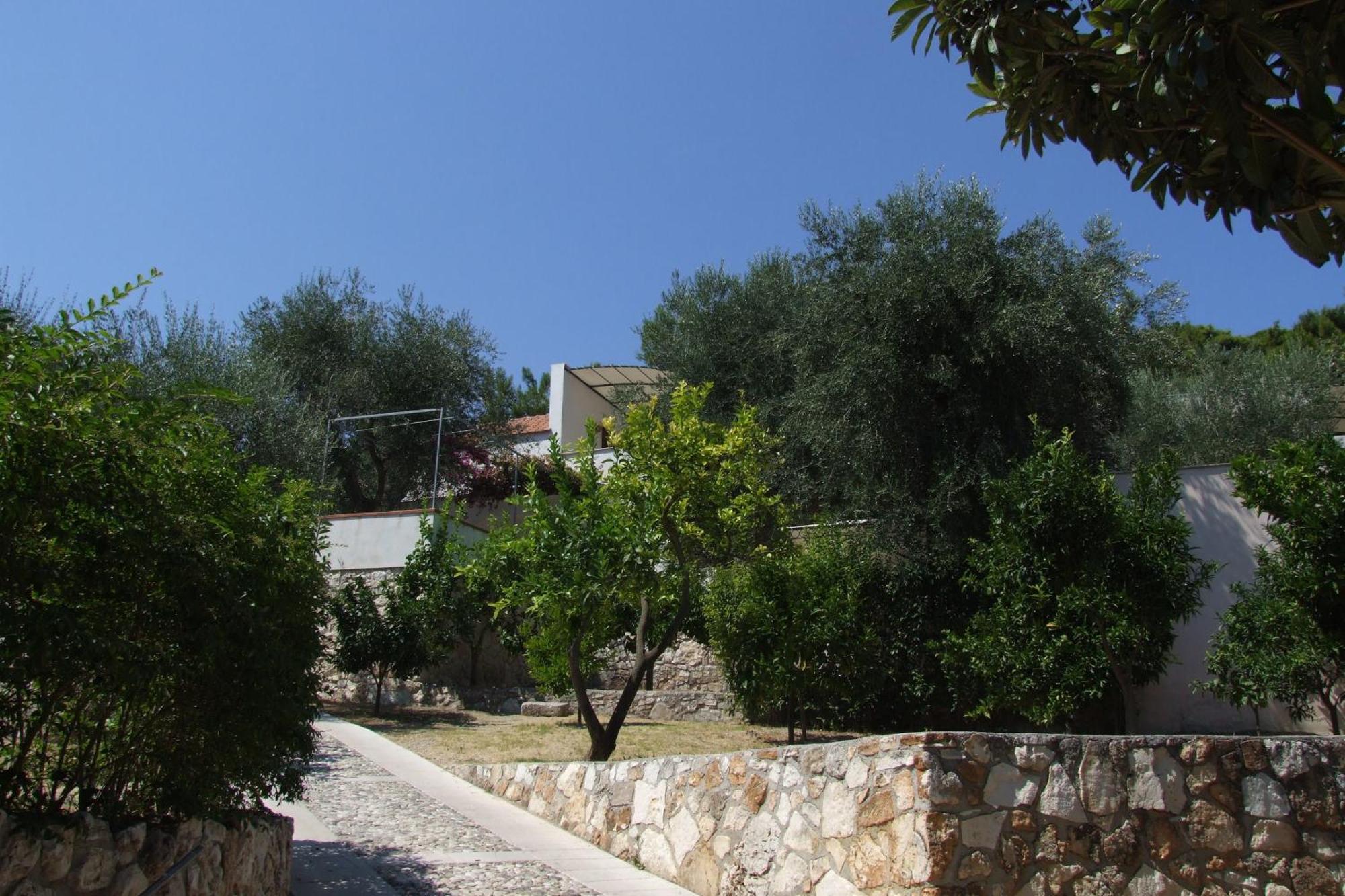 Villaggio Hotel Ripa Rodi Garganico Exterior photo