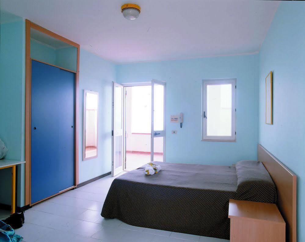 Villaggio Hotel Ripa Rodi Garganico Exterior photo